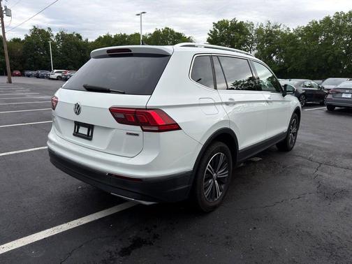 Pure White 2019 Volkswagen Tiguan 2.0T SEL