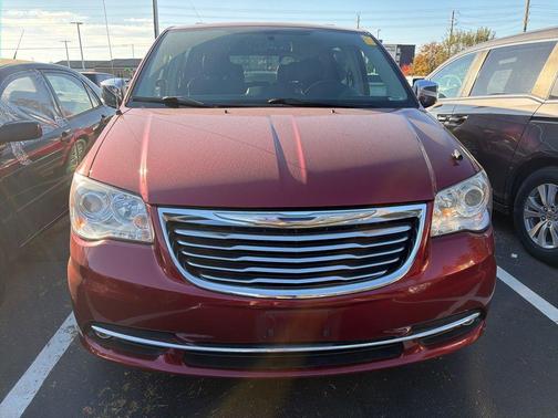 2014 Chrysler Town & Country Limited