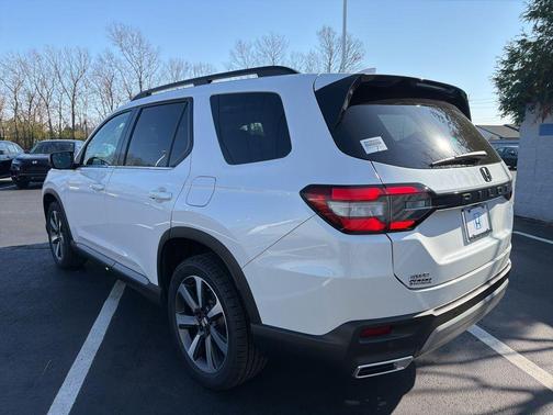 2023 Honda Pilot Elite