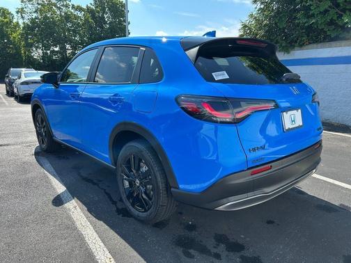 Boost Blue Pearl 2026 Honda HR-V Sport