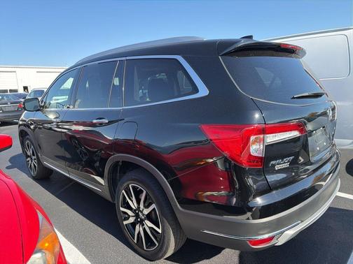 2022 Honda Pilot Touring 7-Passenger