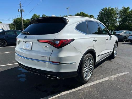 2022 Acura MDX Advance