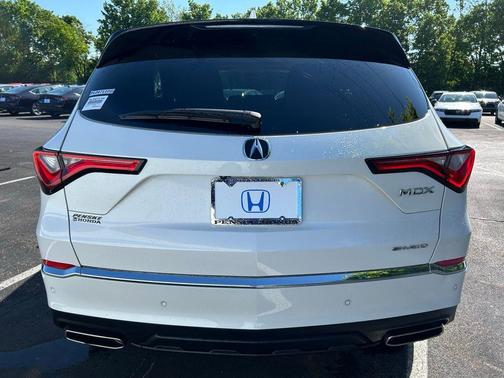 2022 Acura MDX Advance