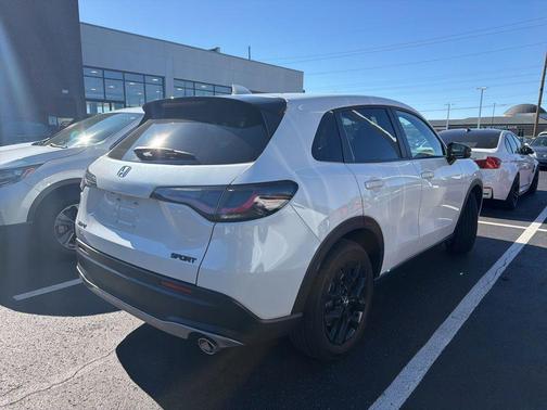 Platinum White 2025 Honda HR-V Sport