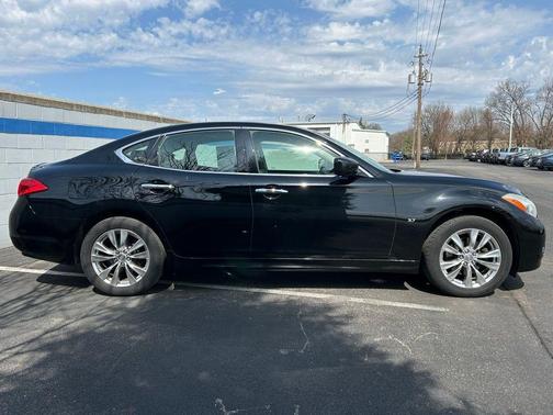 2014 INFINITI Q70 3.7X