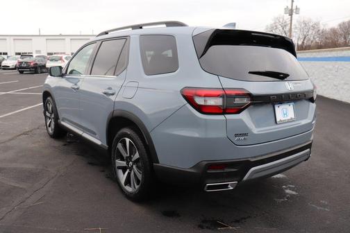 2025 Honda Pilot Elite