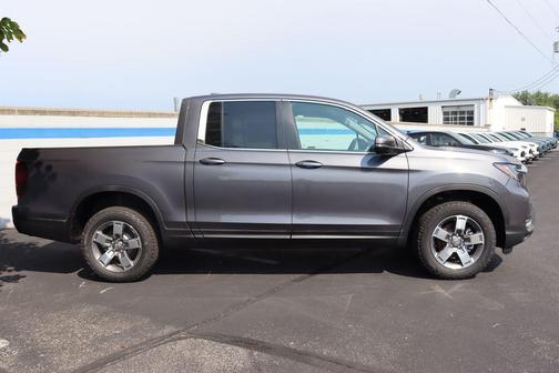 Modern Steel Metallic 2026 Honda Ridgeline RTL