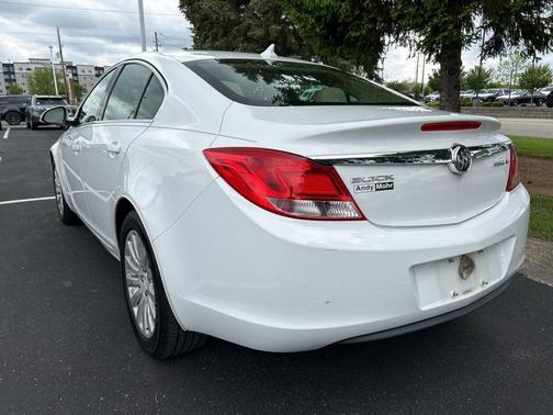2012 Buick Regal Base