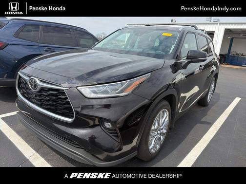 Amber 2020 Toyota Highlander Limited