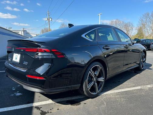 2025 Honda Accord Hybrid Sport