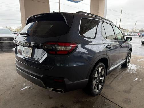 Smoke Blue 2026 Honda Pilot Elite