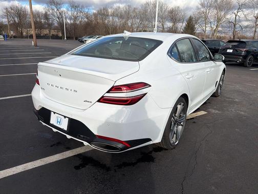2025 Genesis G70 2.5T