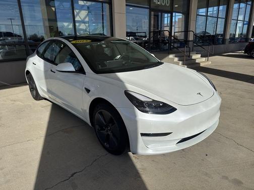 2023 Tesla Model 3 Base