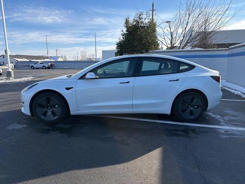 2023 Tesla Model 3 Base