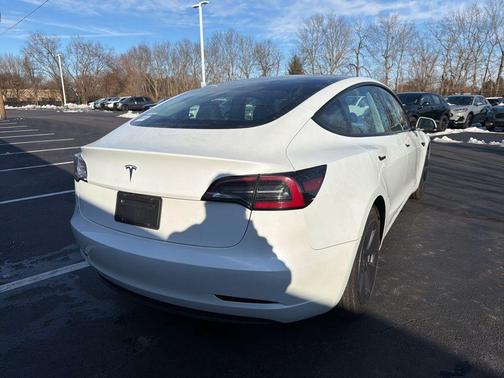 2023 Tesla Model 3 Base