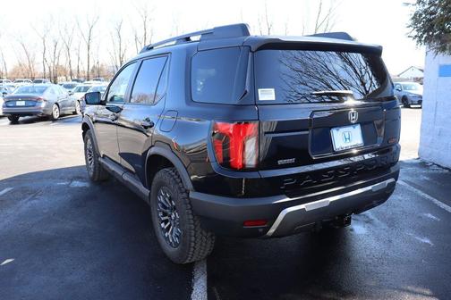 Crystal Black Pearl 2026 Honda Passport TrailSport