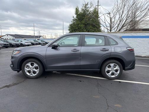 Modern Steel Metallic 2023 Honda HR-V LX
