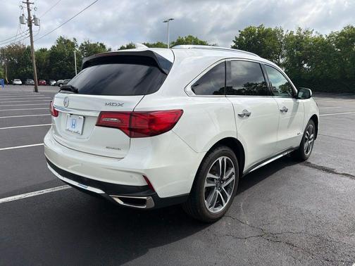 Diamond White Pearl 2018 Acura MDX 3.5L w/Advance Package