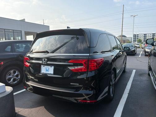 Black 2023 Honda Odyssey Touring