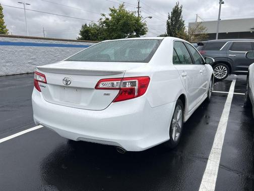 2013 Toyota Camry SE