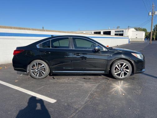 2017 Subaru Legacy 2.5i Sport