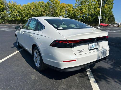 2025 Honda Accord LX