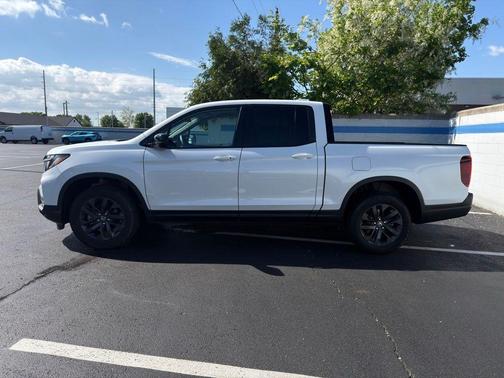 Platinum White 2023 Honda Ridgeline Sport