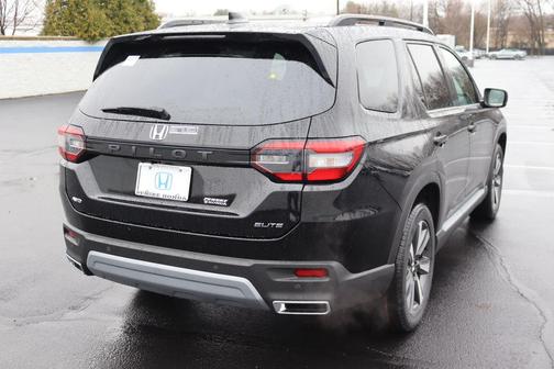 2025 Honda Pilot Elite