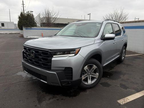 Solar Silver Metallic 2026 Honda Pilot EX-L