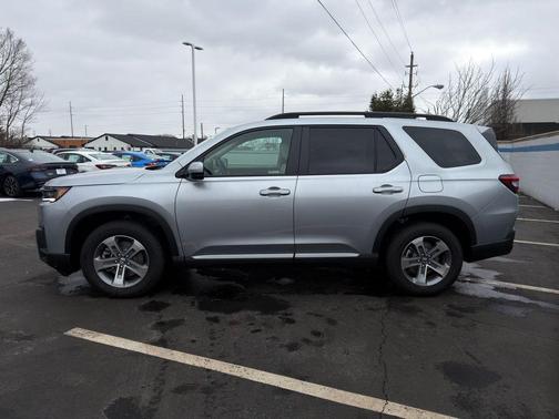 Solar Silver Metallic 2026 Honda Pilot EX-L