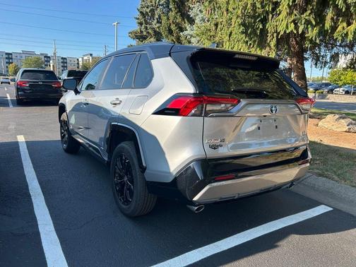 2024 Toyota RAV4 Hybrid XSE