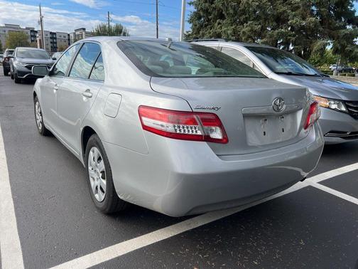 2010 Toyota Camry LE