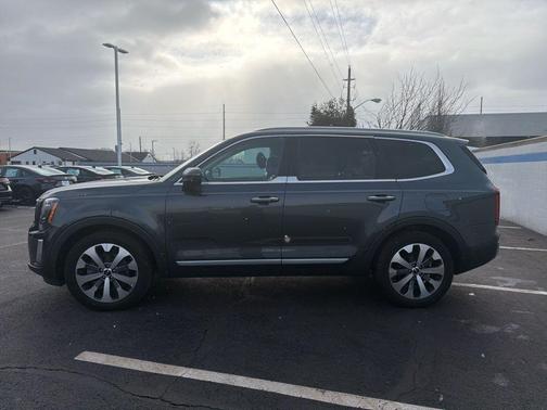 2020 Kia Telluride S