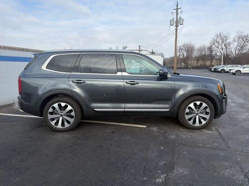 2020 Kia Telluride S