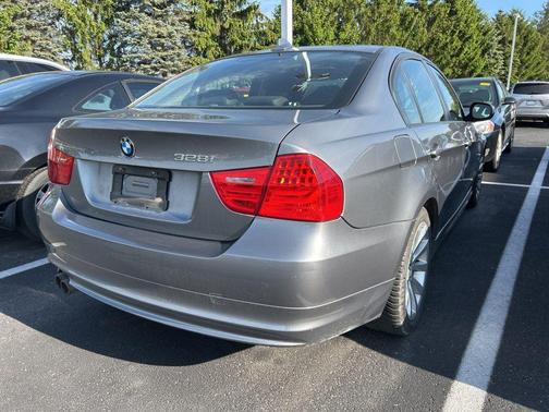 2011 BMW 328 i xDrive