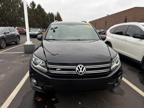 2016 Volkswagen Tiguan R-Line
