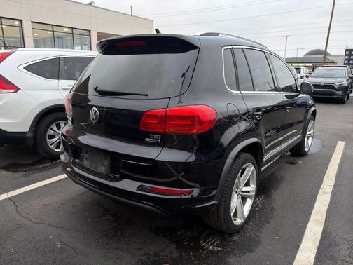 2016 Volkswagen Tiguan R-Line