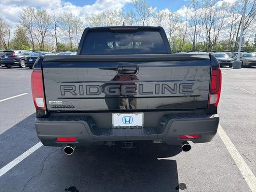 Crystal Black Pearl 2024 Honda Ridgeline Black Edition