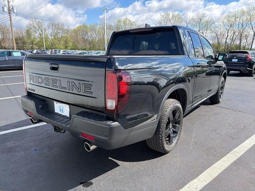 Crystal Black Pearl 2024 Honda Ridgeline Black Edition