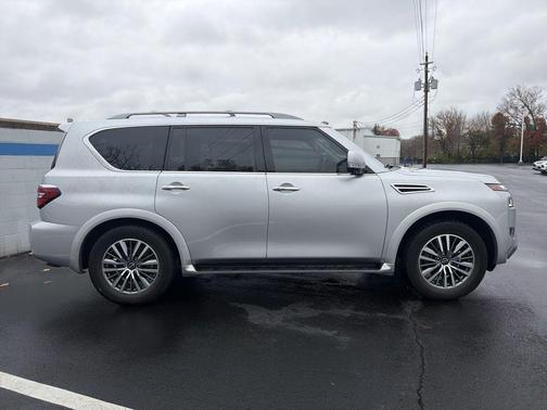 2023 Nissan Armada SL