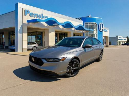 Urban Gray Pearl 2026 Honda Accord SE