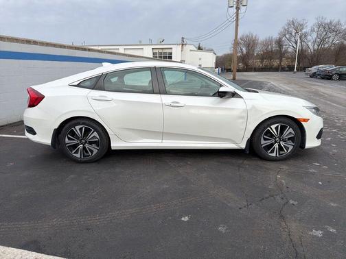 2018 Honda Civic EX-L