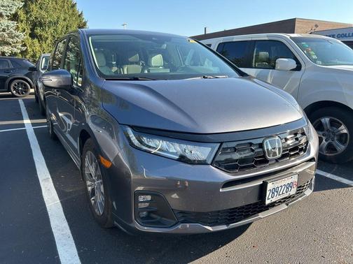 2025 Honda Odyssey Touring
