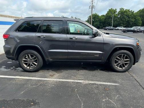 2016 Jeep Grand Cherokee Laredo