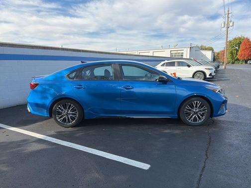 2023 Kia Forte GT-Line