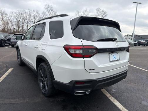 2023 Honda Pilot Sport