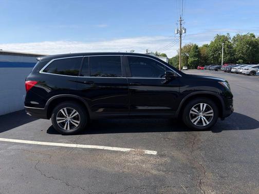Crystal Black Pearl 2017 Honda Pilot EX-L