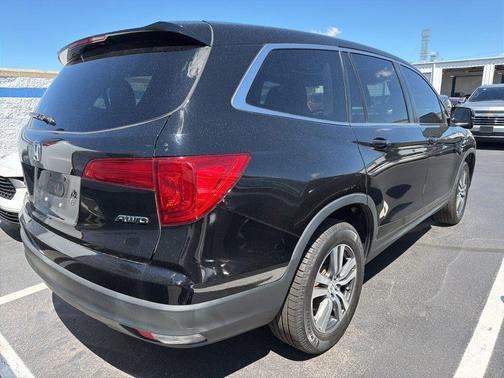 Crystal Black Pearl 2017 Honda Pilot EX-L