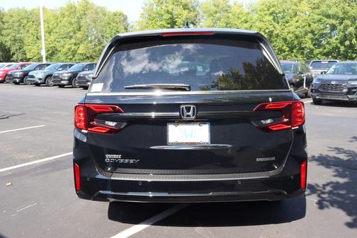 2025 Honda Odyssey Touring