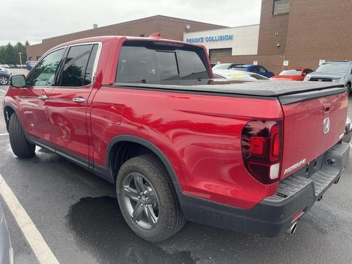 Radiant Red 2023 Honda Ridgeline RTL-E